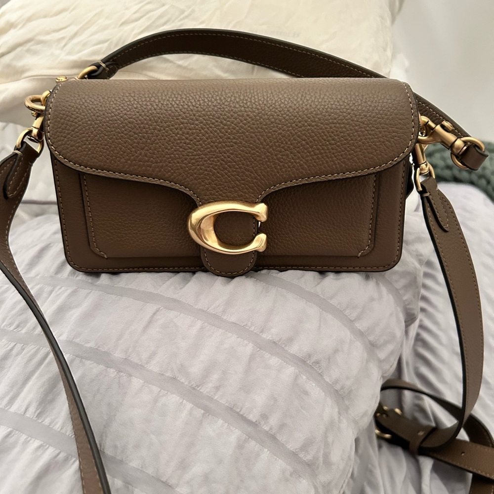 COACH Tabby 20 in Dark Stone